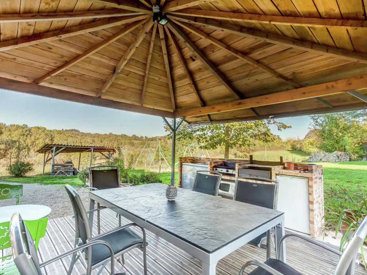 Charming Holiday Home With Pool Lavercantière Extérieur photo
