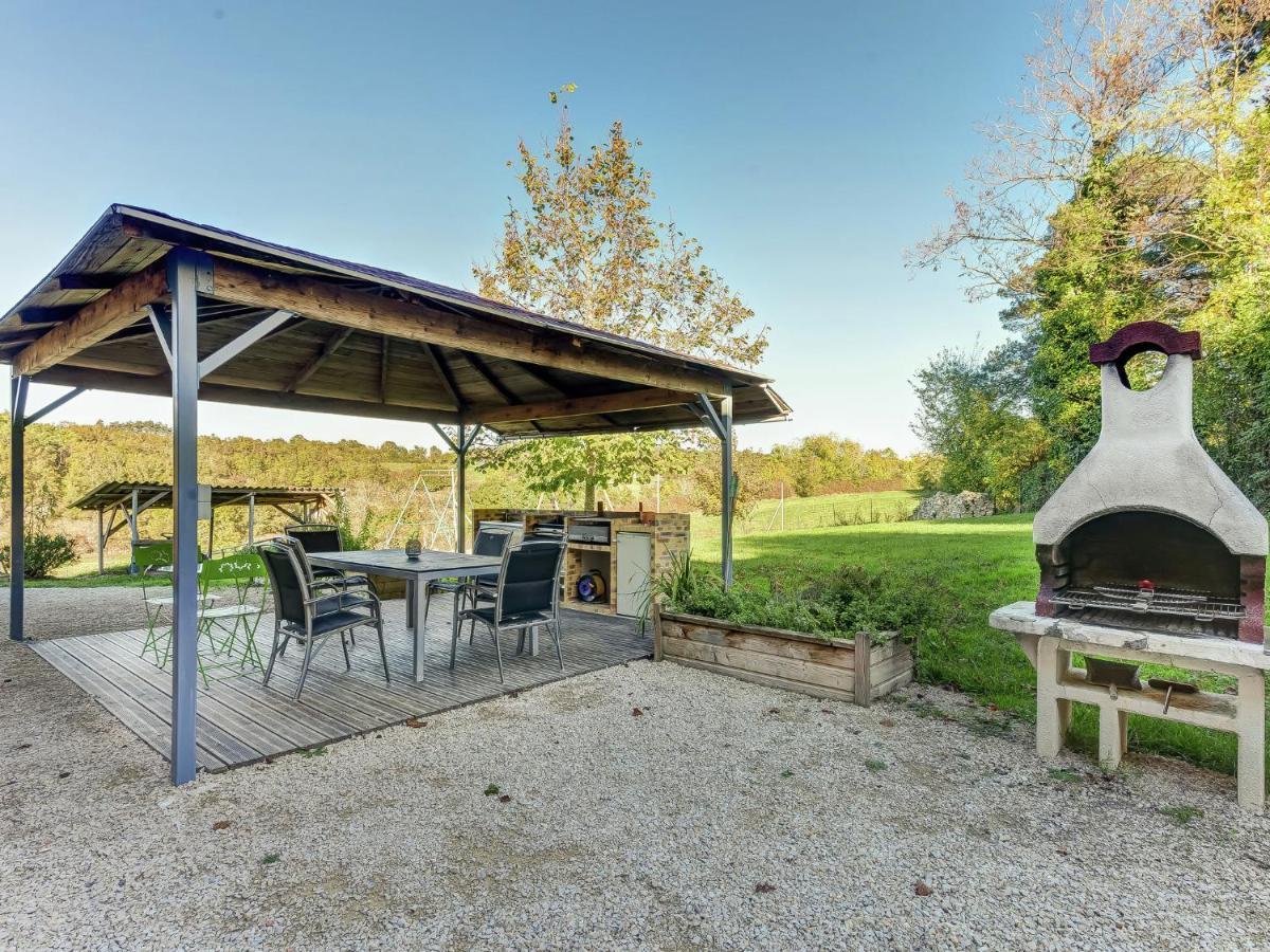 Charming Holiday Home With Pool Lavercantière Extérieur photo