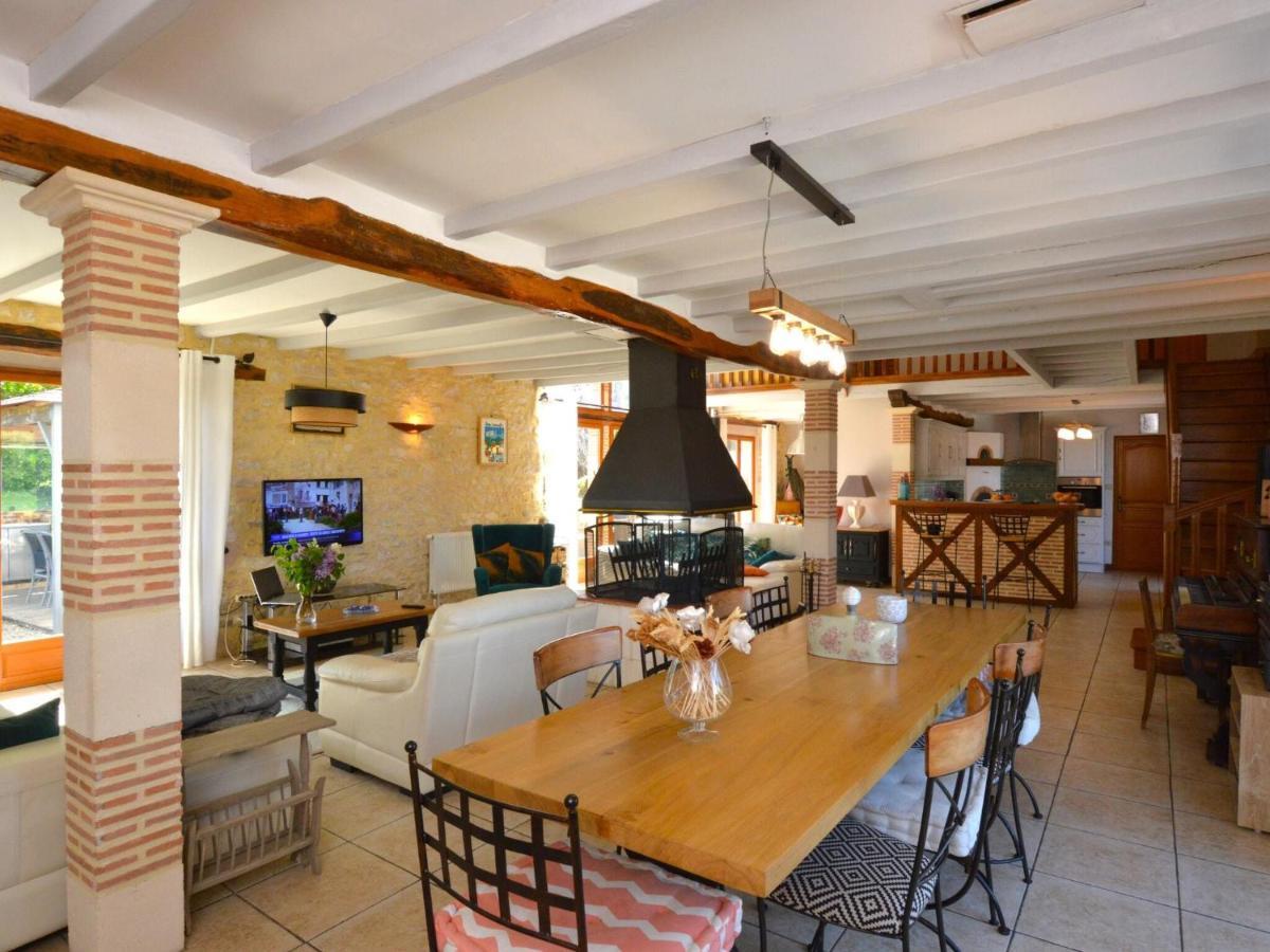 Charming Holiday Home With Pool Lavercantière Extérieur photo