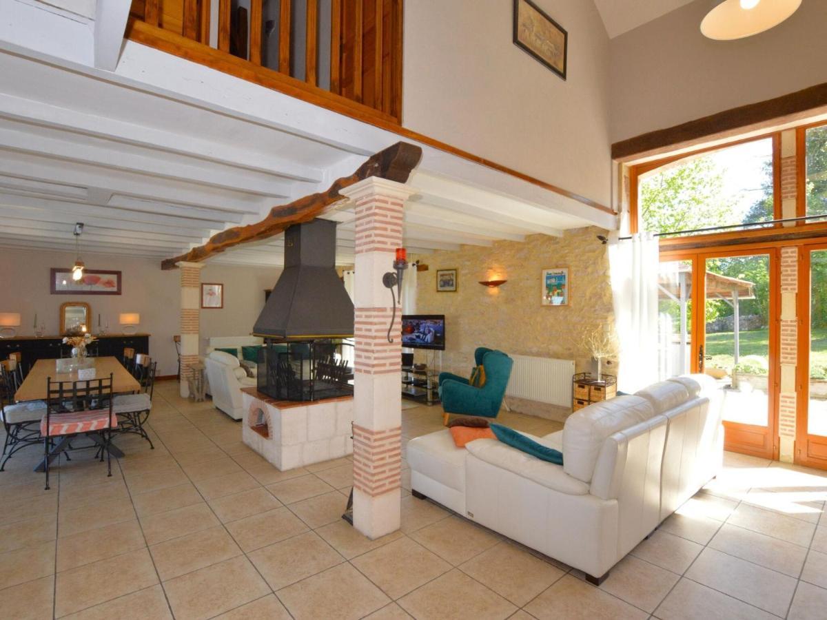 Charming Holiday Home With Pool Lavercantière Extérieur photo